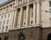 България - страна с хубав бюджет и мизерни заплати  