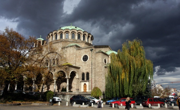 В храм "Света Неделя" отслужиха заупокойна панихида в памет на загиналите при атентата през 1925 година В храм "Света Неделя" отслужиха заупокойна панихида в памет на загиналите при атентата през 1925 година