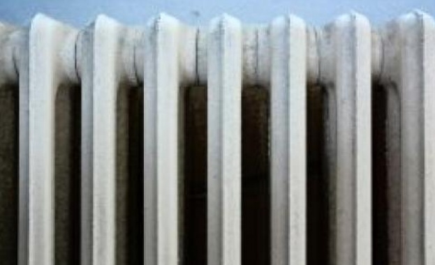 Четиристотин радиатора са откраднати от две училища и четири детски