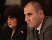 Цветанов категоричен: Бонуси в МВР не са давани  