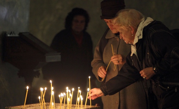 След Възнесението на Иисуса Христа и след слизането на Св