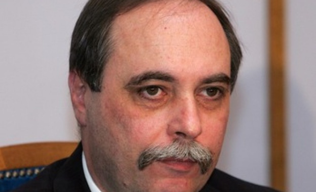 Министър председателят Бойко Борисов е провел телефонен разговор с извънредния и