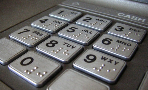 Врачанин е опитал да обере банкомата във Враца тази нощ