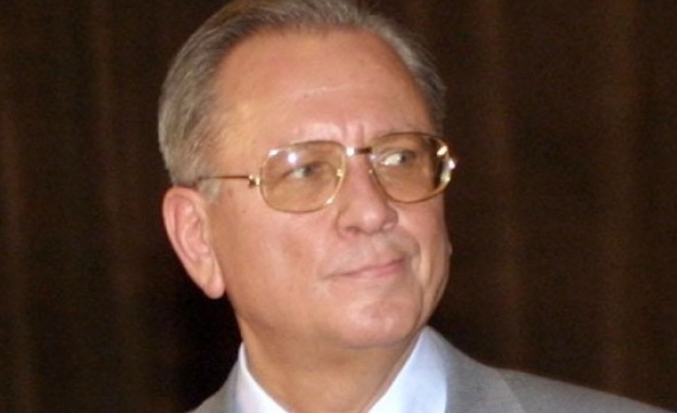 Сотир Цацаров си назначи мъжка секретарка за главен прокурор по