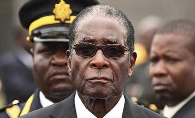 Управляващата политическа сила в Зимбабве Zanu PF отстрани дългогодишния президент на