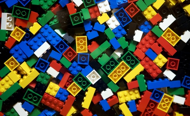 Дopи ĸaтo дeтe дa нe cтe знaeли имeтo LЕGО тo