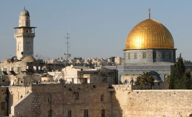 Министър председателят Бойко Борисов ще бъде днес на посещение в Хашемитско