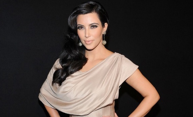 Американската риалити звезда Ким Кардашиян ще става адвокатка и в