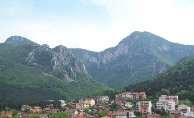 Тежка катастрофа е станала тази сутрин във Враца съобщава BulNews