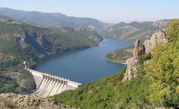 Започна спешна проверка на състоянието на язовирите в област Търговище