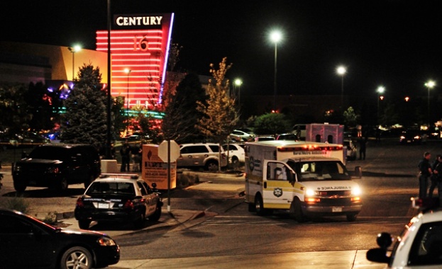 Един човек беше убит а трима души бяха ранени в