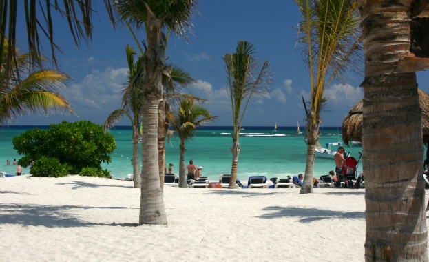 70 лева за удоволствието да лежите под чадър на плаж