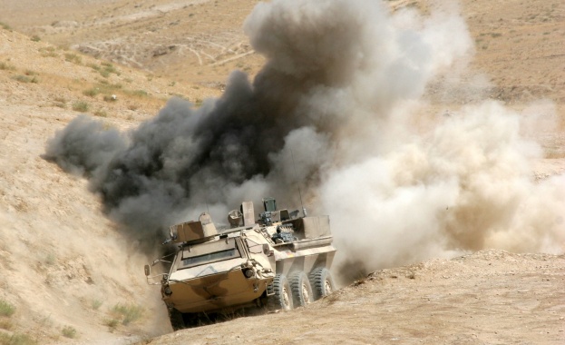 Атентатор самоубиец атакува конвой на НАТО в Южен Афганистан При нападението