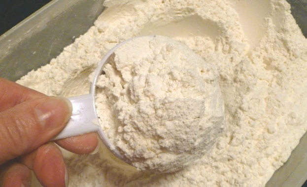 Още 80 000 бедни ще получат пакети с храни и