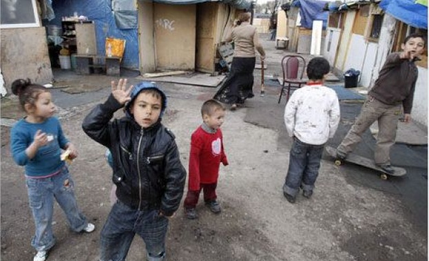 Така ще се реши проблемът с глобените цигани които никога