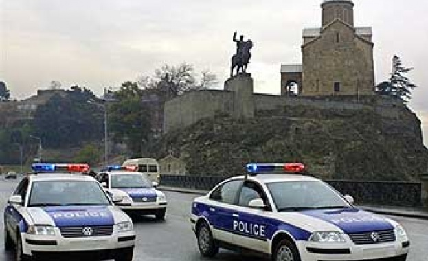 Причини за масовите демонстрации стана участието на руска делегация в