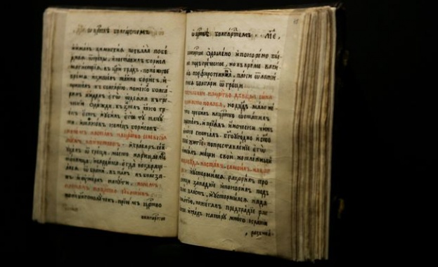 363 г Римският император Юлиан Отстъпник е убит по време