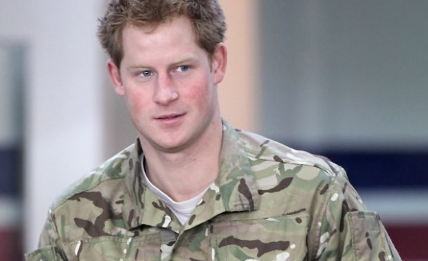 Британският принц Хари пристигна на посещение в Ботсвана оставяйки съпругата