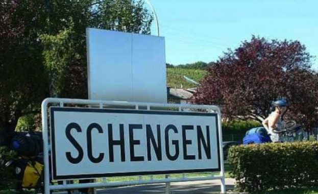 Европейската комисия обмисля връщането на граничния контрол в Шенгенската зона
