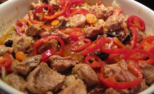 Стафилококова инфекция проникнала и разпространена заради лоша хигиена както