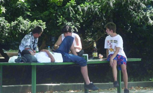 Ученик от Бургас е приет в болницата след като изпил