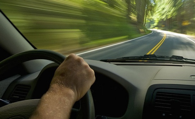 Предстои забраната за шофиране за хора с тежка форма на