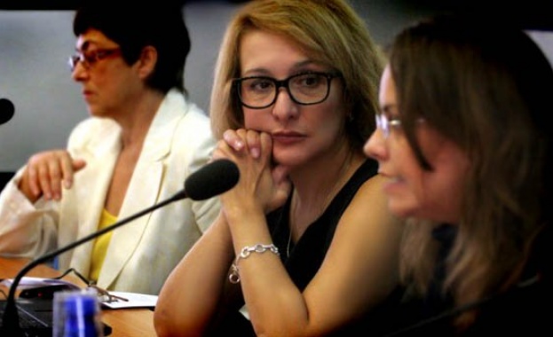 51 от българите смятат че с жителите на Македония сме