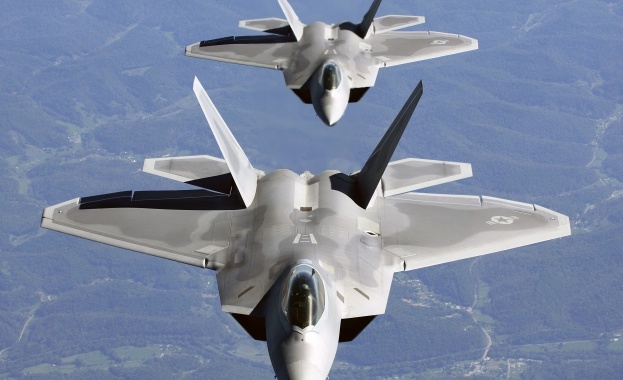 Южна Корея и САЩ започнаха най големите си досега съвместни военновъздушни