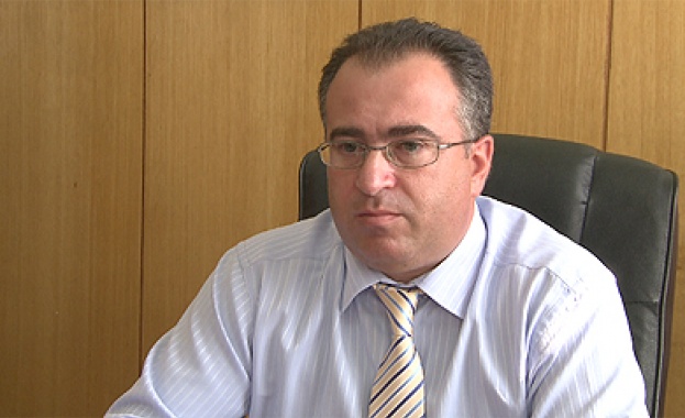 Държавата ще инвестира в пътнически превози обяви на брифинг Велик