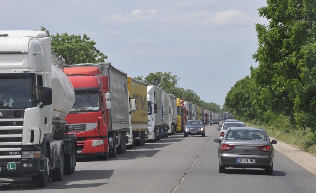 На българо турската граница трафикът е интензивен на изход На ГКПП
