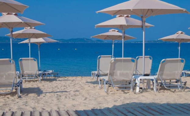 Плажовете във Варна са готови да посрещнат туристите. Всички се