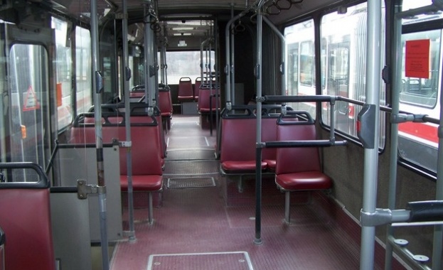 10 000 лева глоба грози шофьора на микробуса който катастрофира