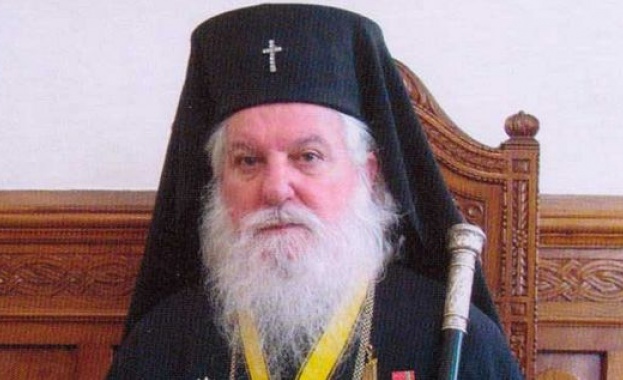 Патриарх Неофит Кончината на митрополит Дометиан е огромна загуба не