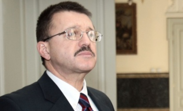 Бойко Ноев убеден, че властите прикриват отравянето на Гебрев Бойко Ноев убеден, че властите прикриват отравянето на Гебрев