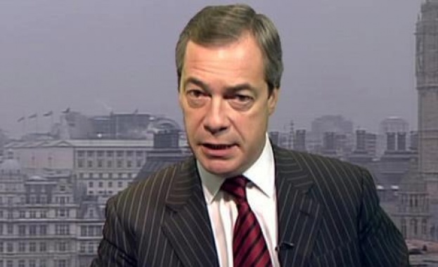 Лидерът на Партия Брекзит Найджъл Фарадж предложи на лидера на