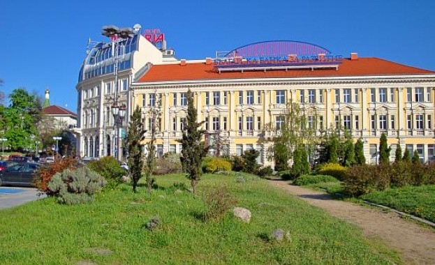 Банката ще облекчи условията по заеми и лизинг до 25