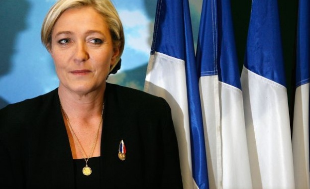 Лидерът на Националния фронт във Франция Марин льо Пен официално