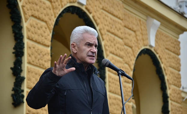 "Атака" ще има участие в следващия парламент, прогнозира Сидеров