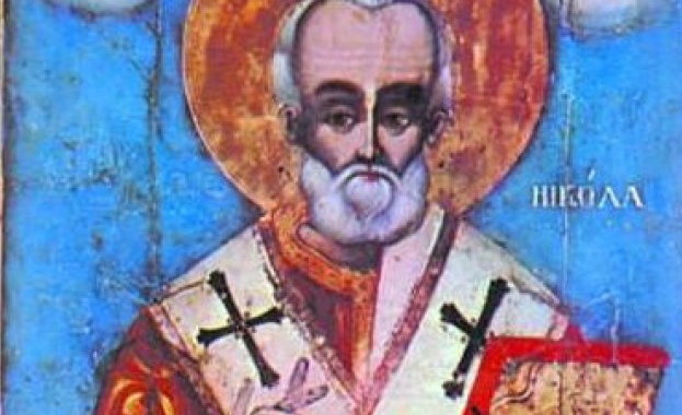 Църквата почита днес Свети Николай Мирликийски Чудотворец Той се е