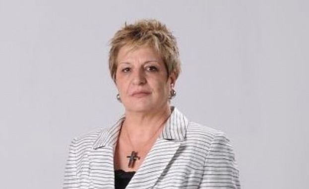 Народното събрание започна работа с минута мълчание в памет на