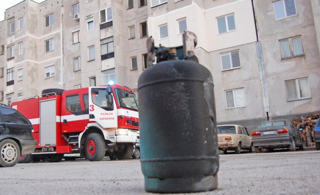 Повече контрол за употребата зареждането и техническия преглед на газовите