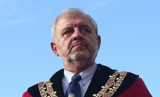 За поредна година почти всички университети у нас са принудени