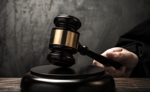 Бившите изпълнителни директори на Агенция Пътна инфраструктура Лазар Лазаров и