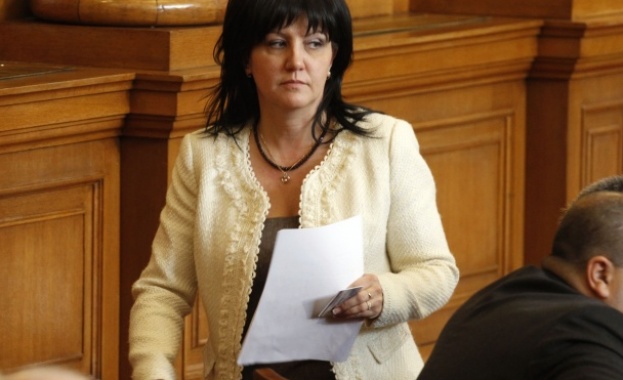 Лукойл скочи срещу изказванията на депутата от ГЕРБ Цвета Караянчева