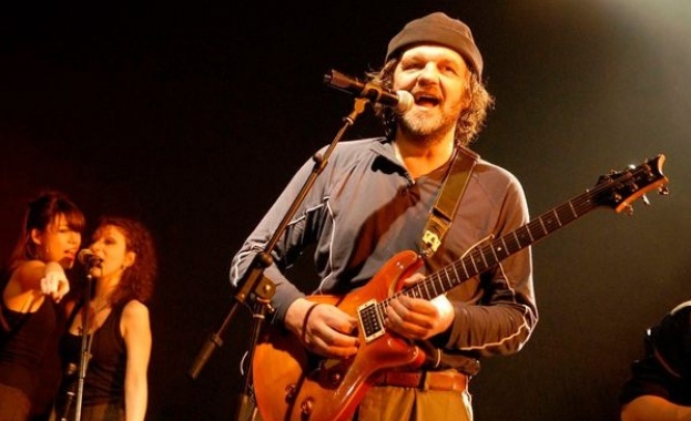 Сръбският режисьор и музикант Емир Кустурица потвърди че на 23