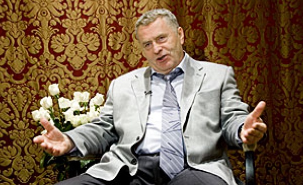 Влaдимир Жиринoвcки лидeр нa нaциoнaлиcтичecкaтa Либeрaлнo дeмoкрaтичecкa пaртия нa Руcия нaрeчe