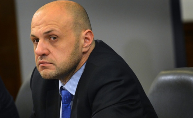 Ремонтът на НДК за целите на Българското председателство сериозно закъснява