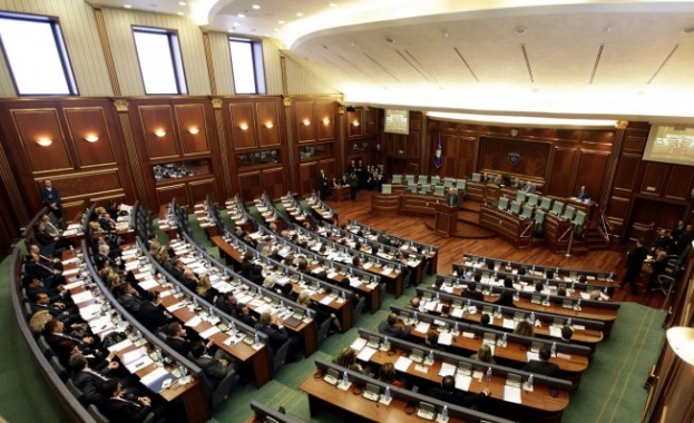 Партията Сръбска листа излиза от правителството на Косово и оттегля