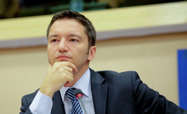 Въпросът с Калин Митрев е въпрос на ЕБВР те