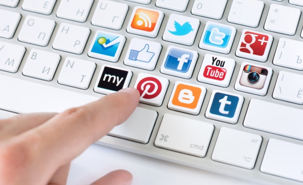 Социални медии Facebook YouTube Twitter и Microsoft обявиха създаването на